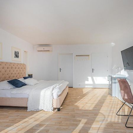 Apartment Jane ปราก ภายนอก รูปภาพ