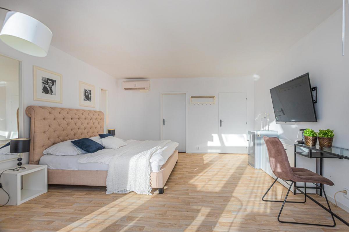 Apartment Jane ปราก ภายนอก รูปภาพ